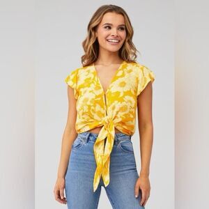 XIX Palms Women's Gold Coast Knot Top in Yellow Orange Floral Size XS